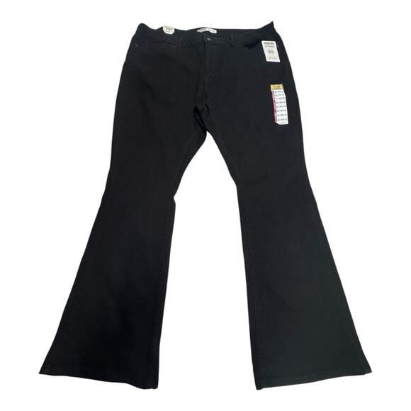 NWT Levi Strauss Signature Gold 34x30 Womens Mid Rise Bootcut Black Jeans - Picture 1 of 9